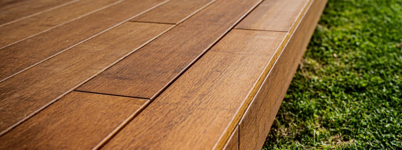 Las-Vegas-NV-Wooden-Deck-Builders
